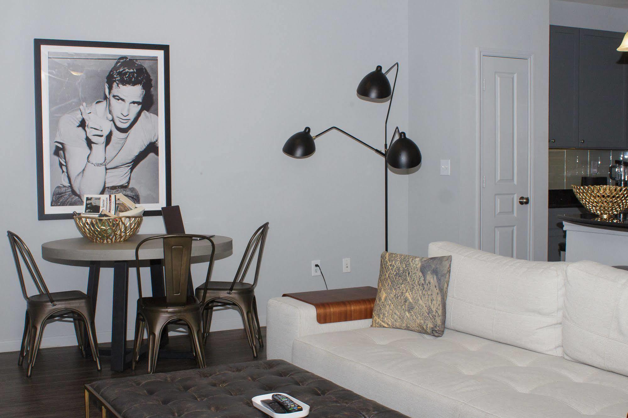 The Guild Music District Red River St Aparthotel Austin Bagian luar foto